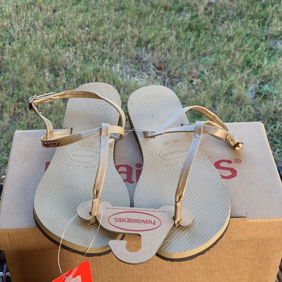 Sandals - Picture 5 of 5